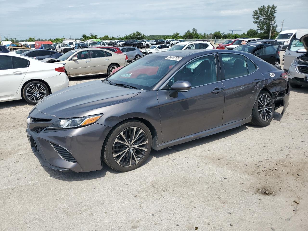 2018 TOYOTA CAMRY