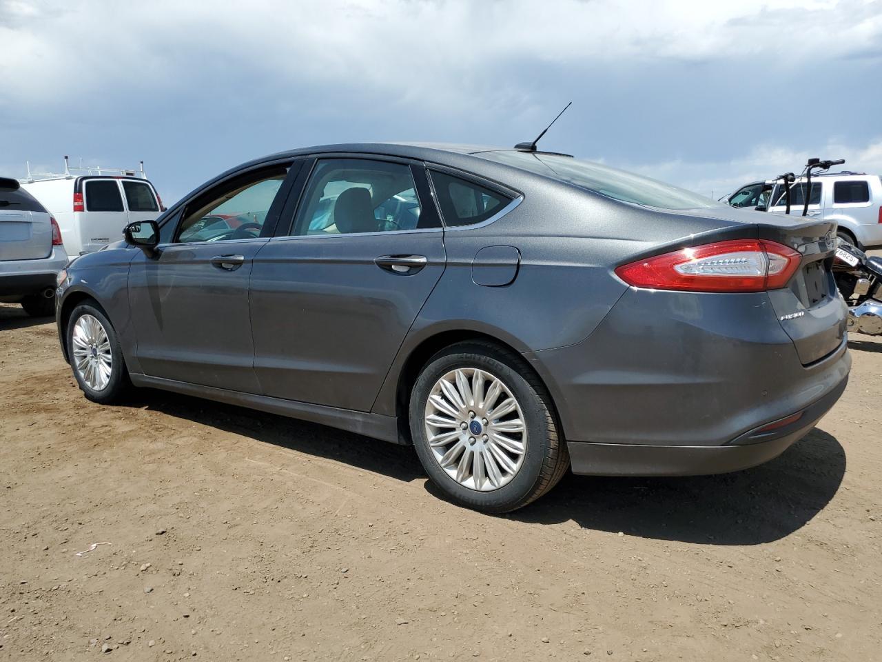 2016 FORD FUSION