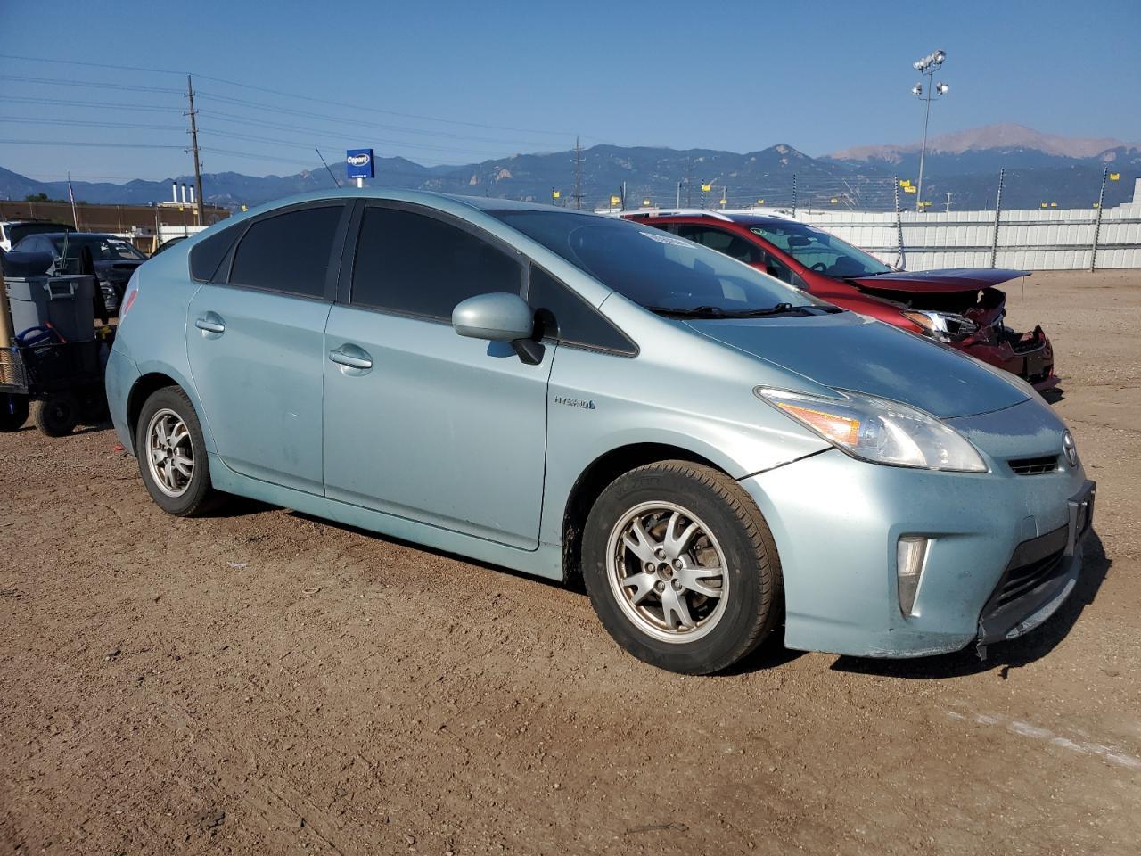 2015 TOYOTA PRIUS