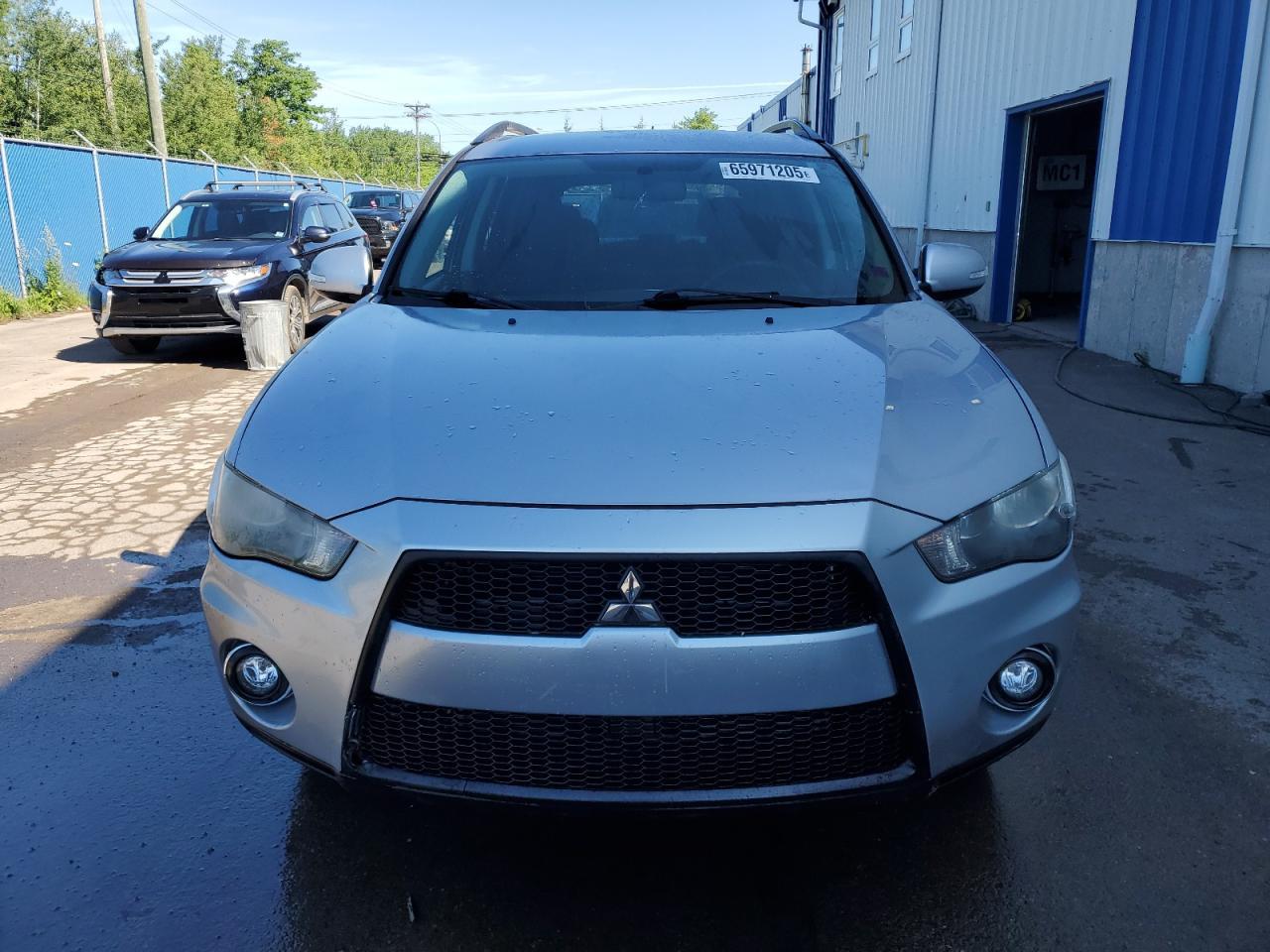 2010 MITSUBISHI outlander