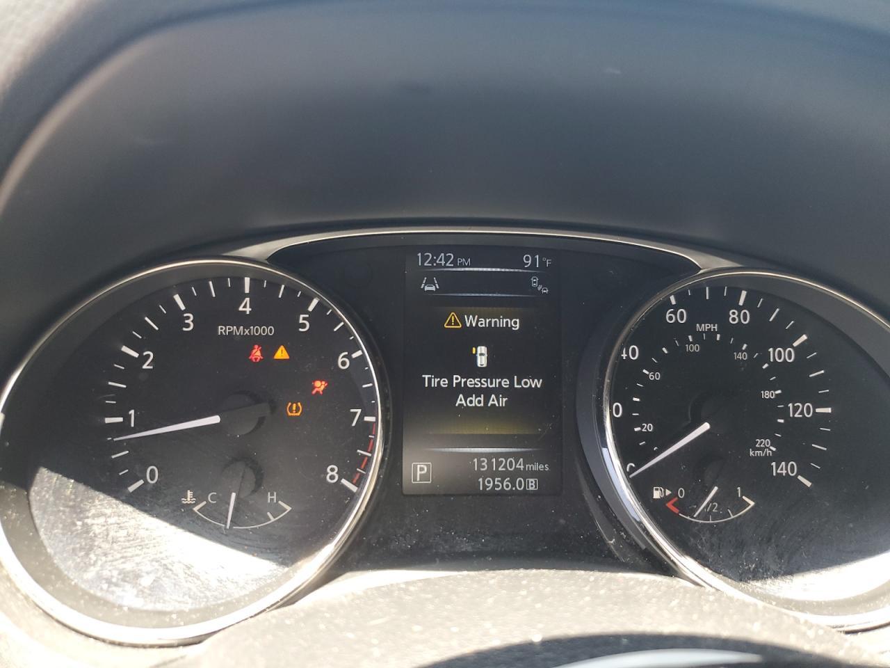 2015 NISSAN ROGUE