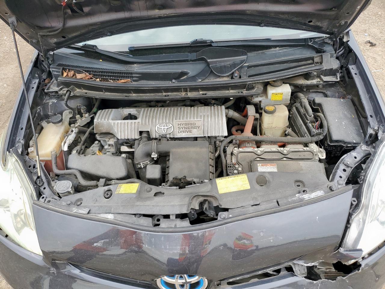 2013 TOYOTA PRIUS