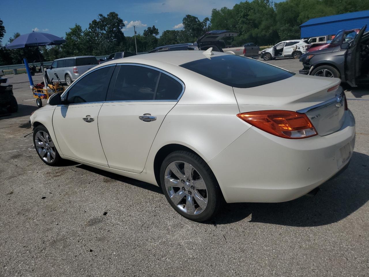 2012 BUICK Regal
