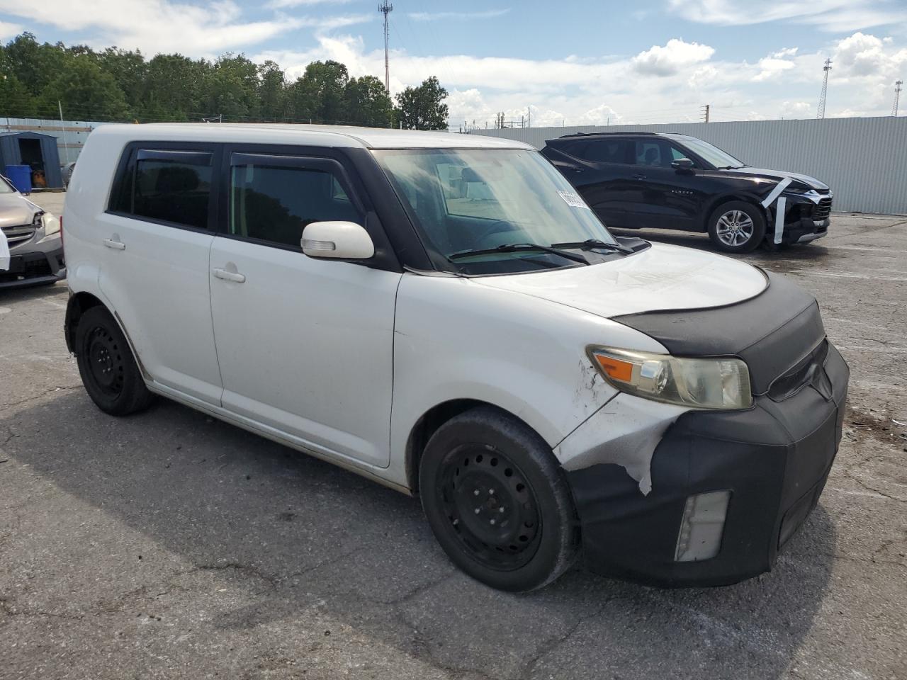 2014 TOYOTA SCION