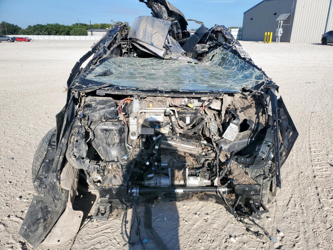2025 TESLA Cybertruck