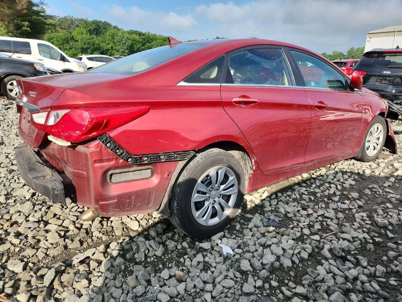 2011 HYUNDAI SONATA