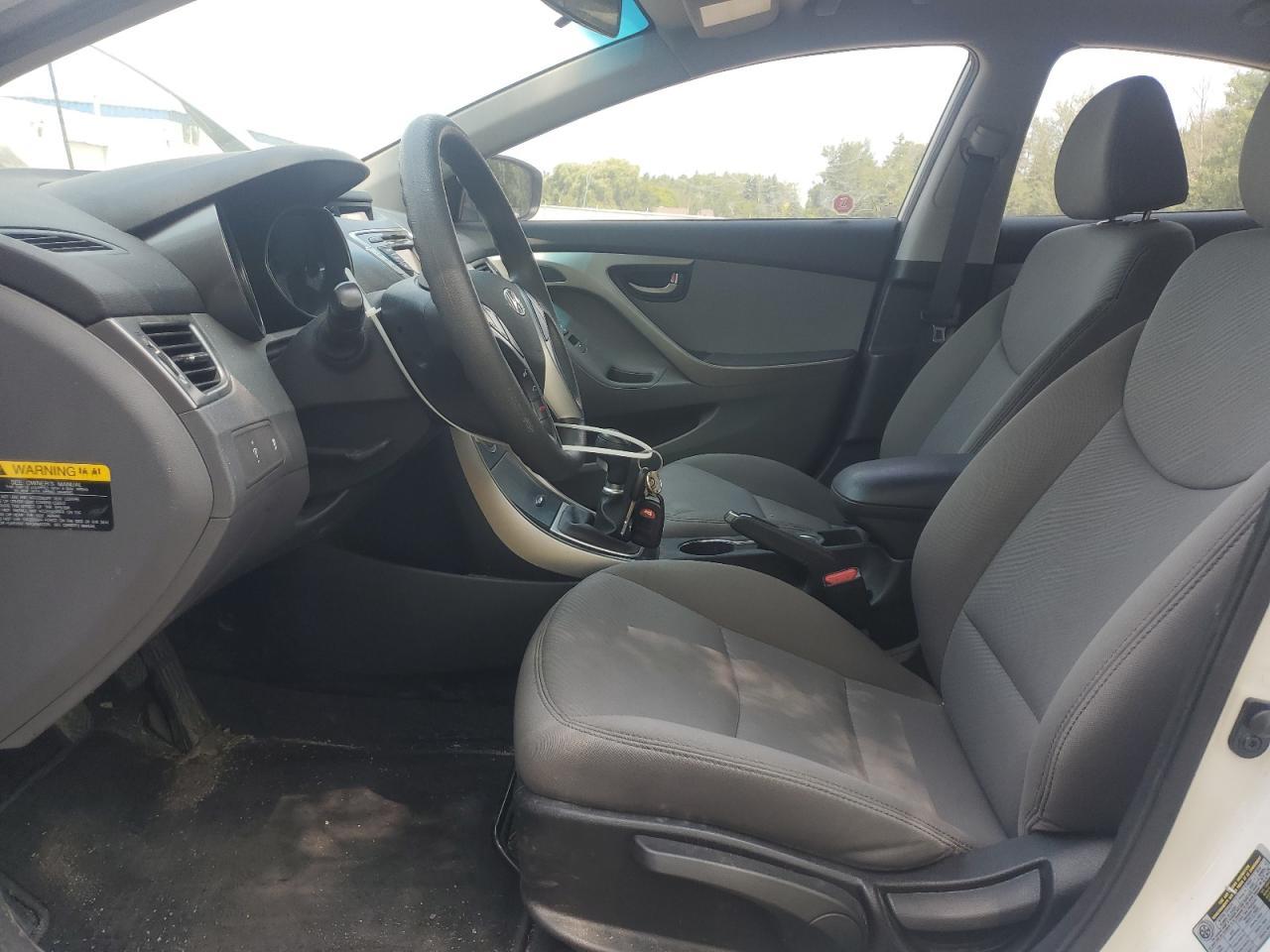 2012 HYUNDAI ELANTRA