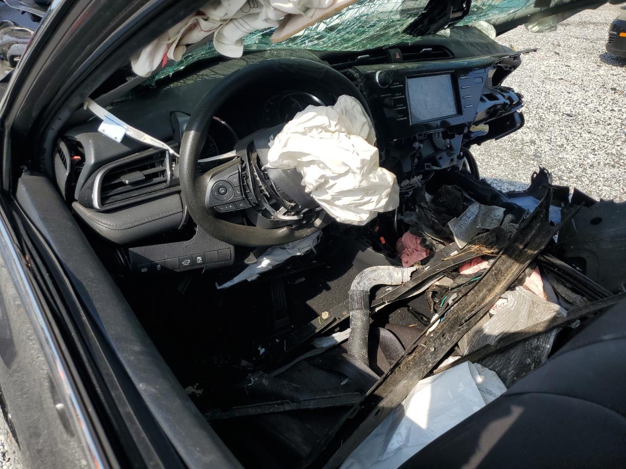 2019 TOYOTA CAMRY