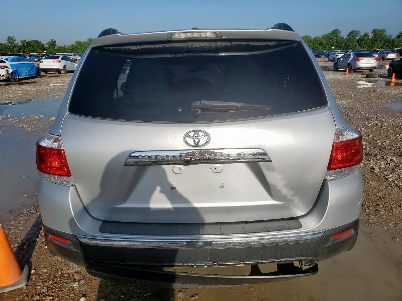 2012 TOYOTA HIGHLANDER