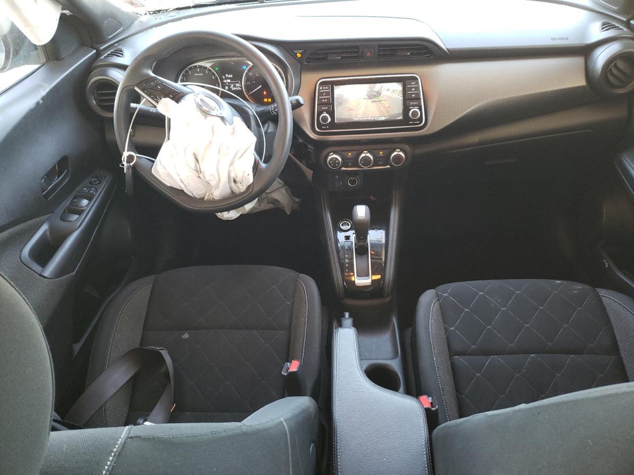 2019 NISSAN KICKS