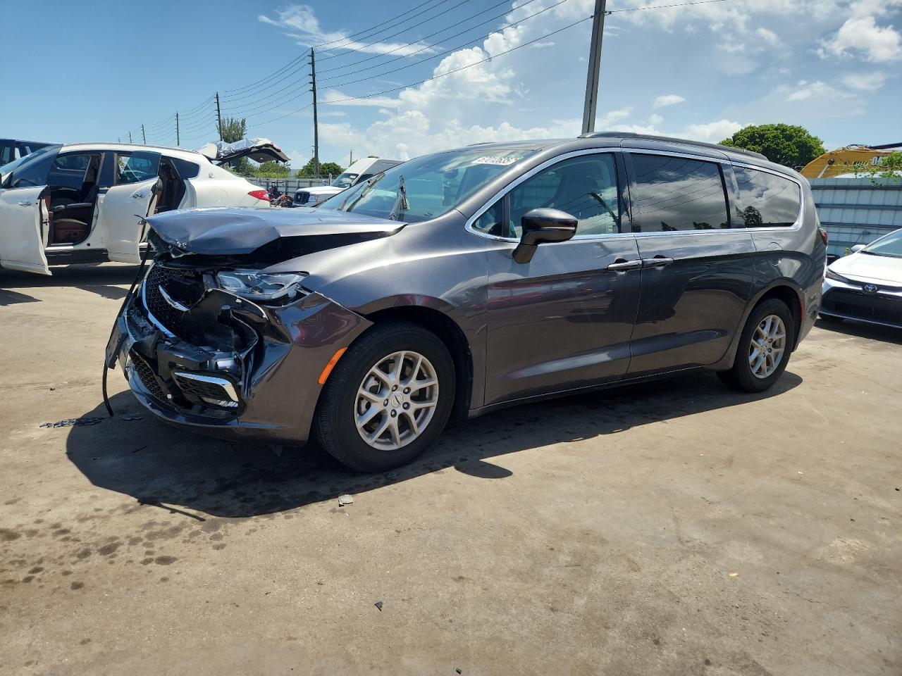 2022 CHRYSLER Pacifica