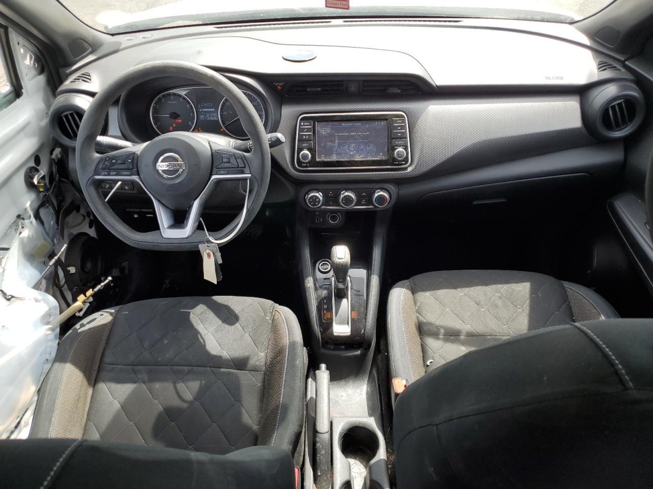 2020 NISSAN KICKS
