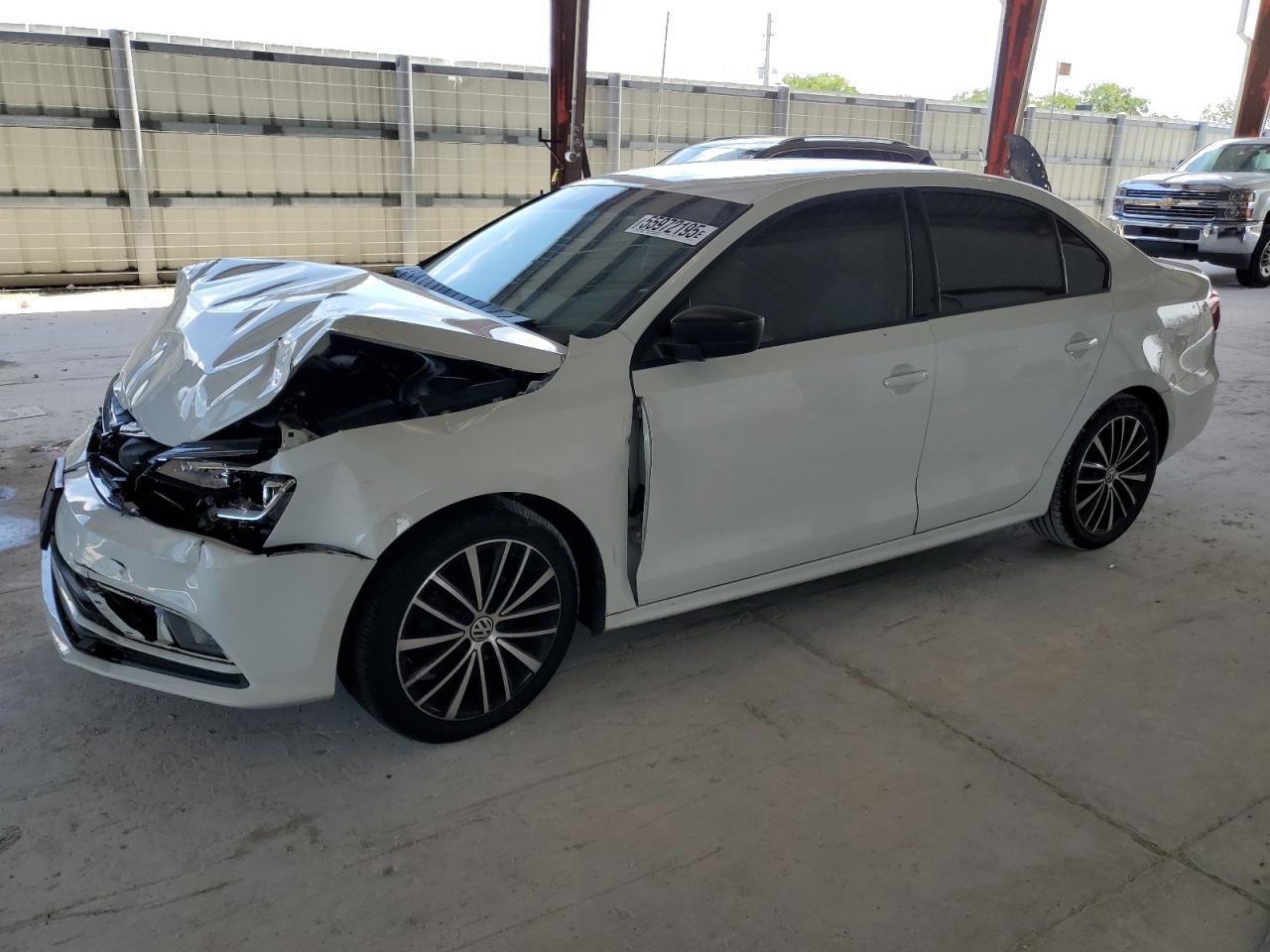 2016 VOLKSWAGEN JETTA