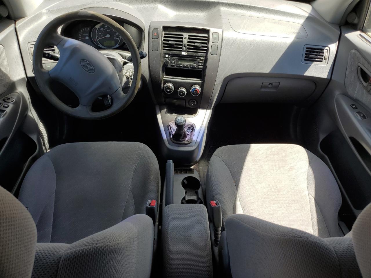 2005 HYUNDAI TUCSON
