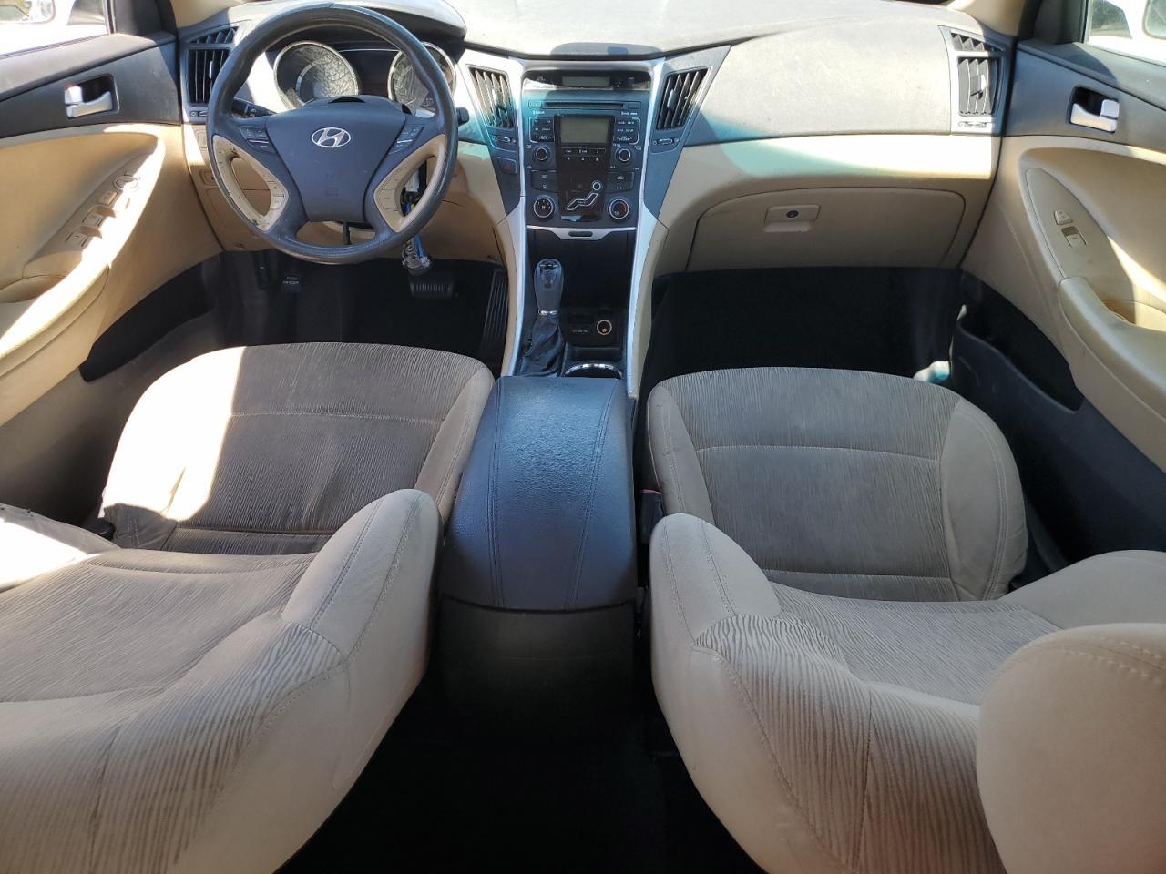 2011 HYUNDAI SONATA