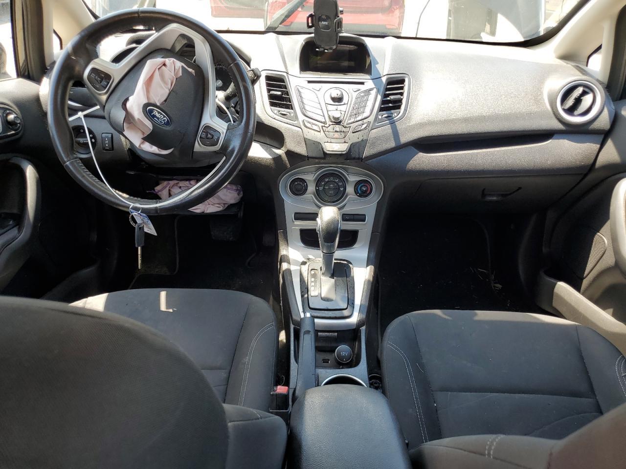 2015 FORD Fiesta