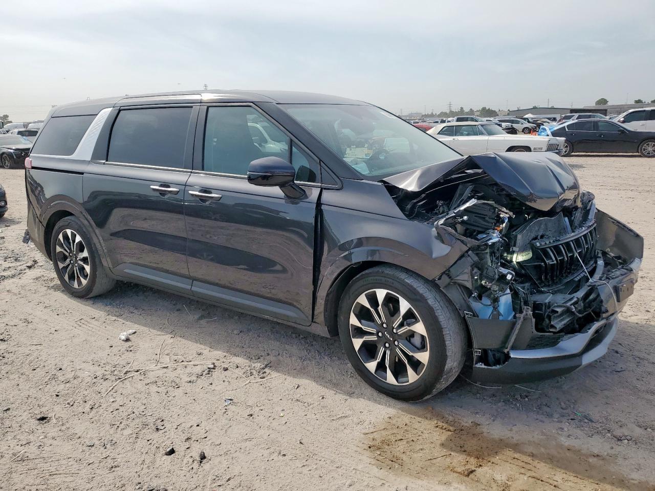 2024 KIA Carnival