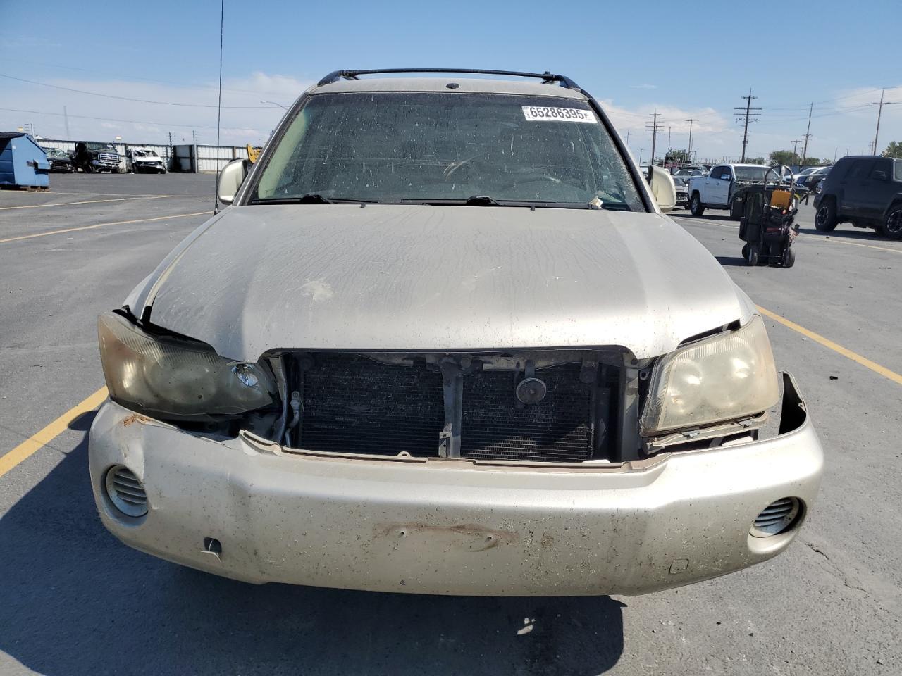 2002 TOYOTA HIGHLANDER