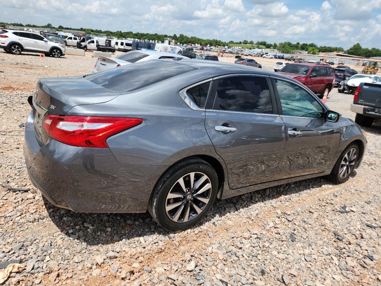 2017 NISSAN ALTIMA