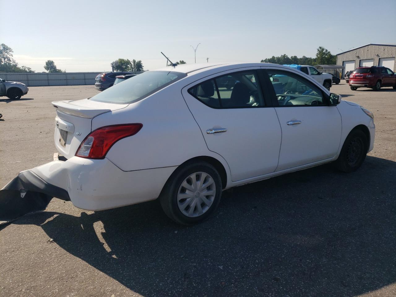 2018 NISSAN VERSA