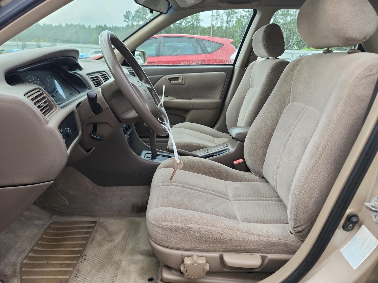2001 TOYOTA CAMRY