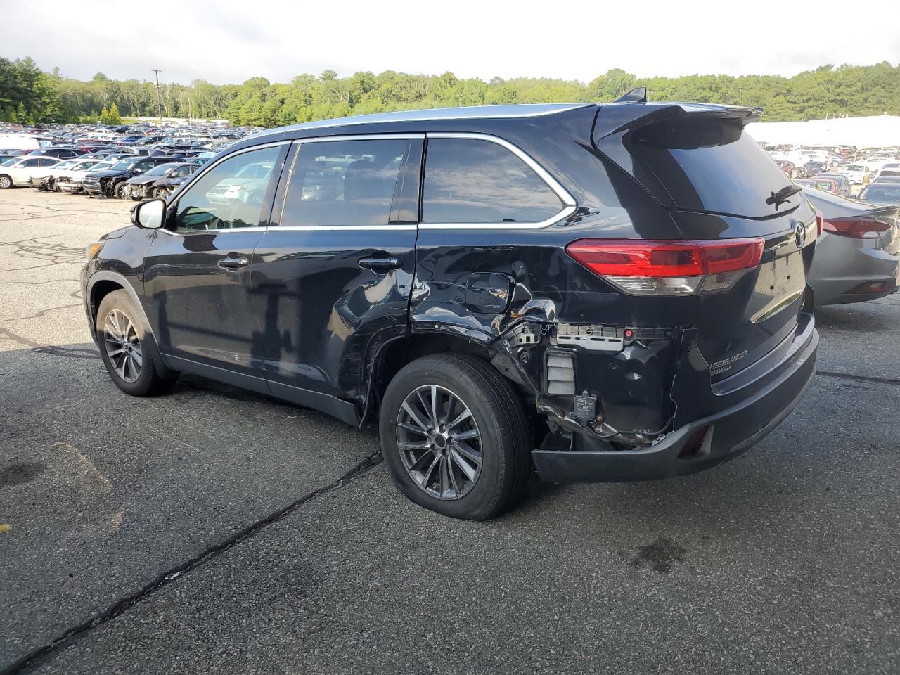 2019 TOYOTA HIGHLANDER