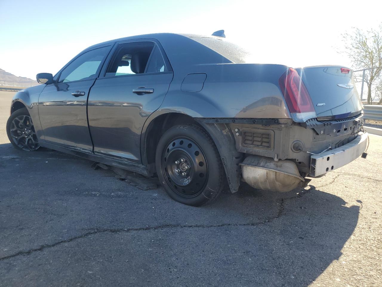 2019 CHRYSLER 300