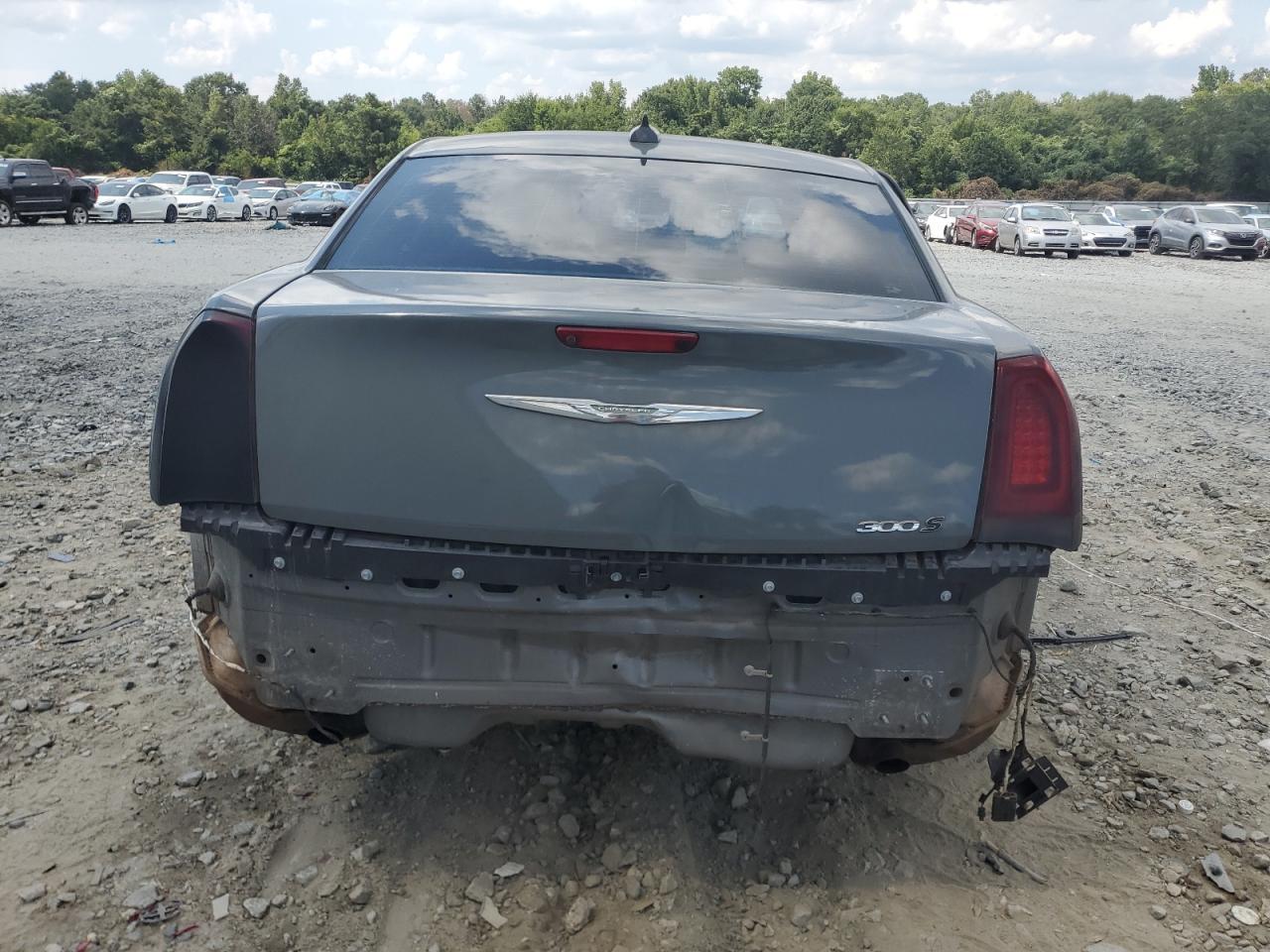 2019 CHRYSLER 300