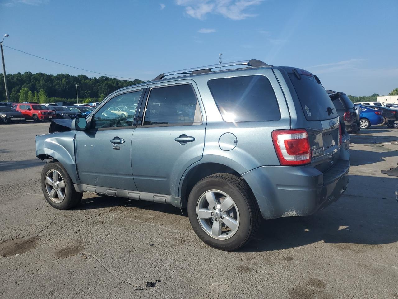 2010 FORD ESCAPE