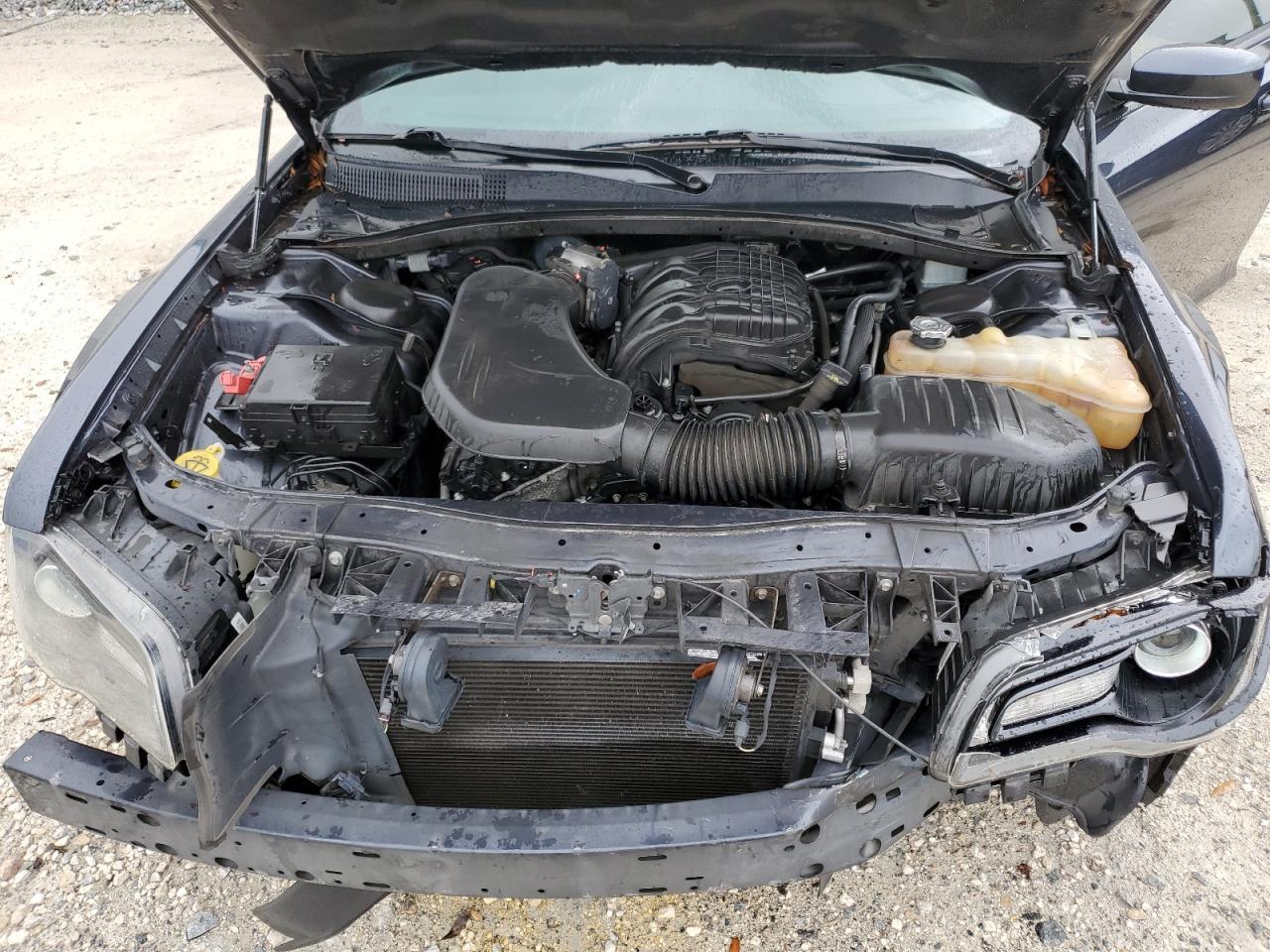 2019 CHRYSLER 300