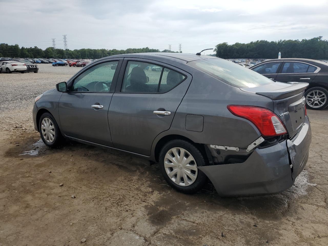 2019 NISSAN VERSA