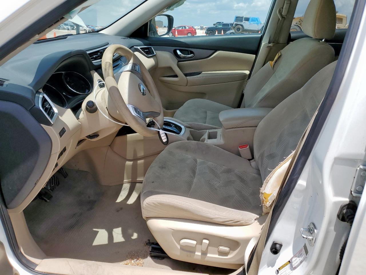 2015 NISSAN ROGUE