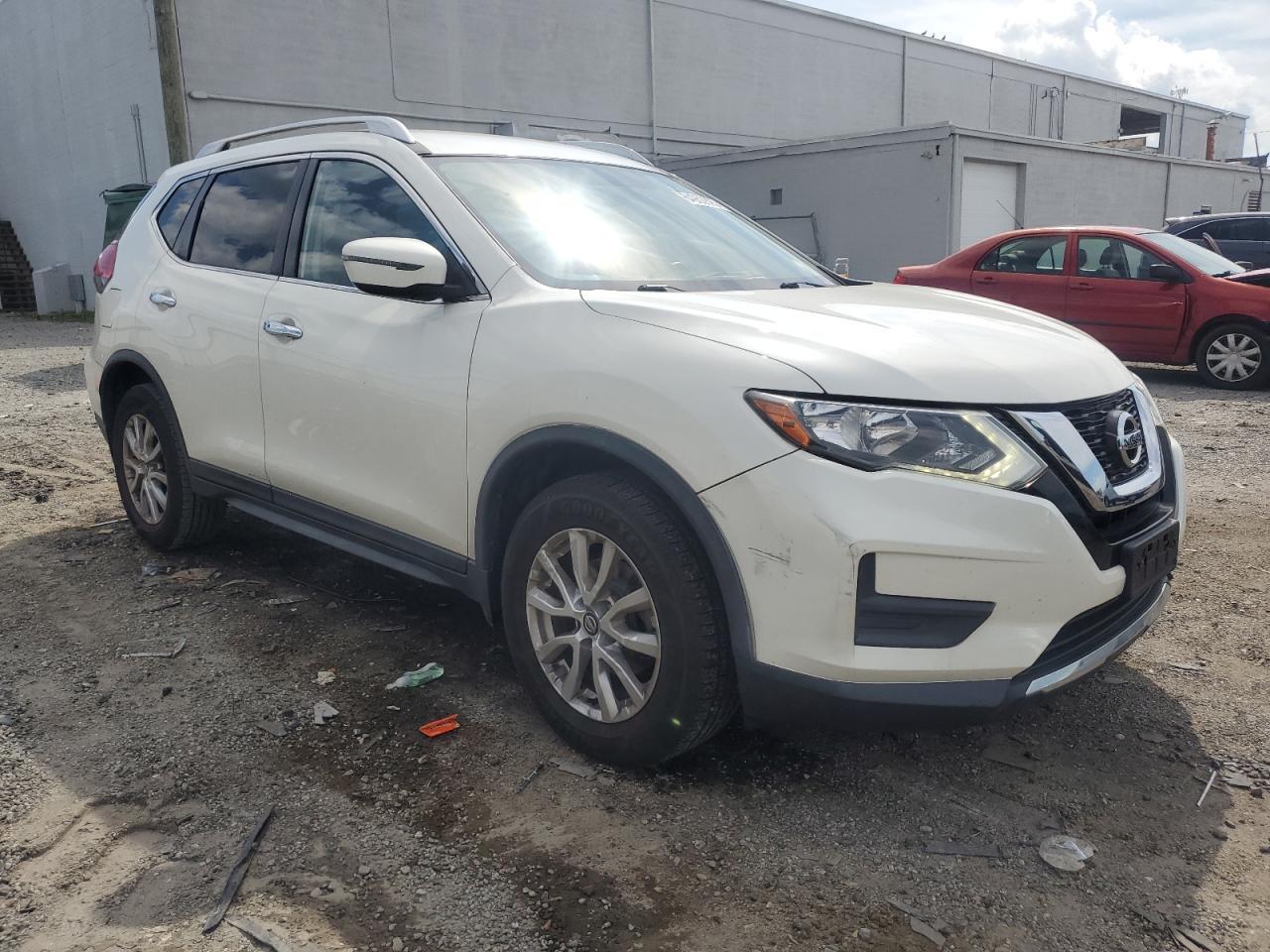 2017 NISSAN ROGUE