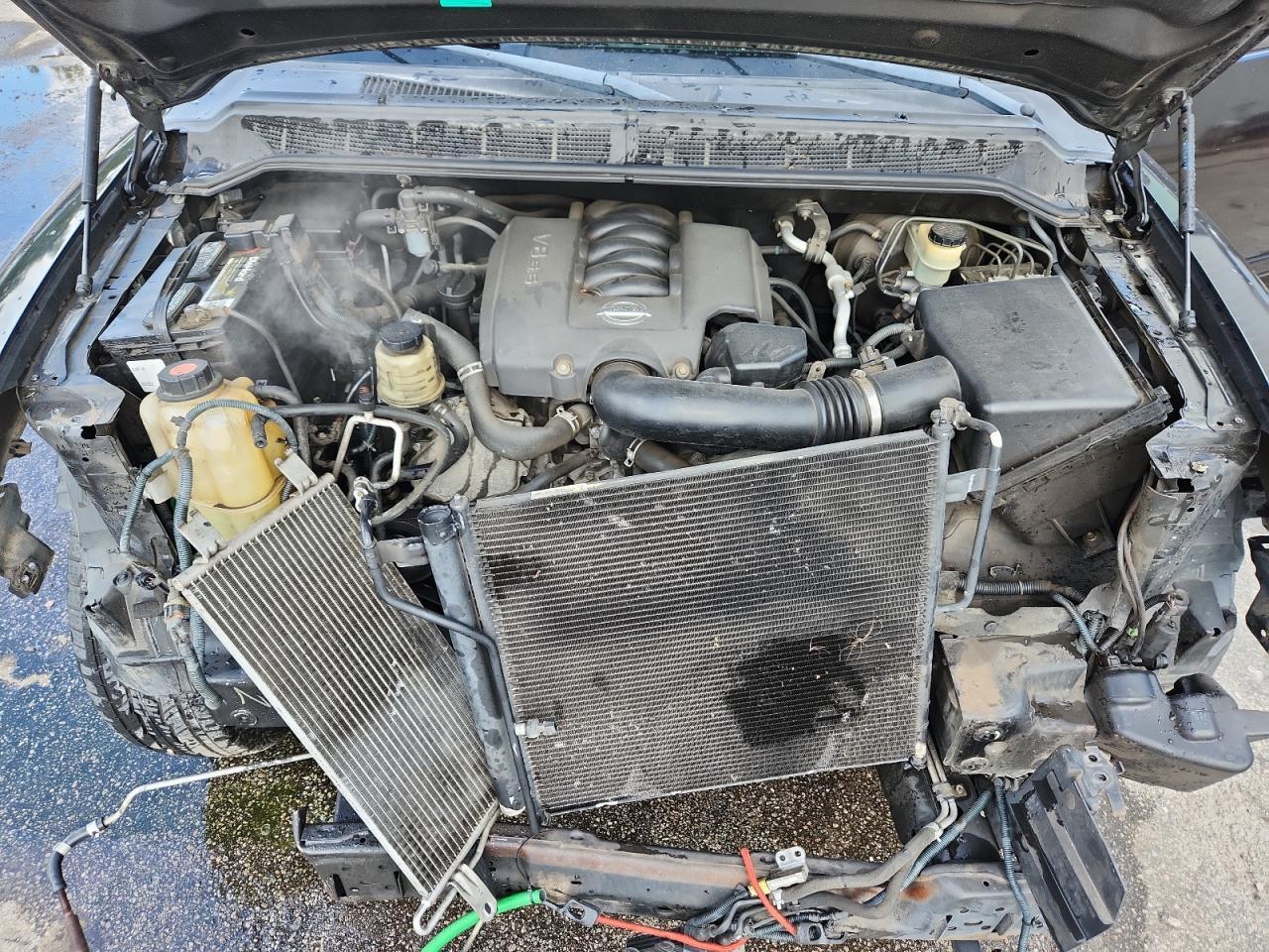 2004 NISSAN Armada
