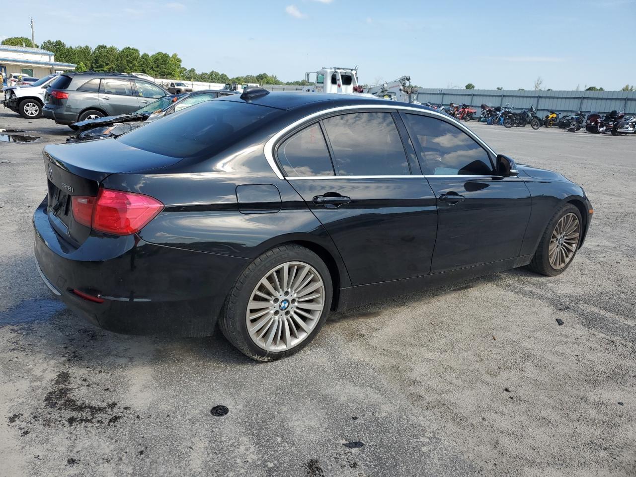 2013 BMW 3 SERIES