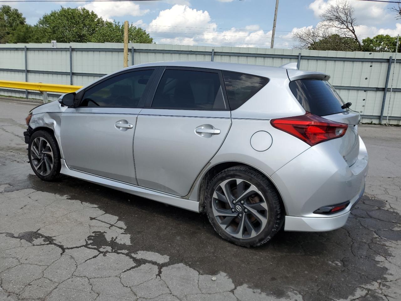 2016 TOYOTA SCION