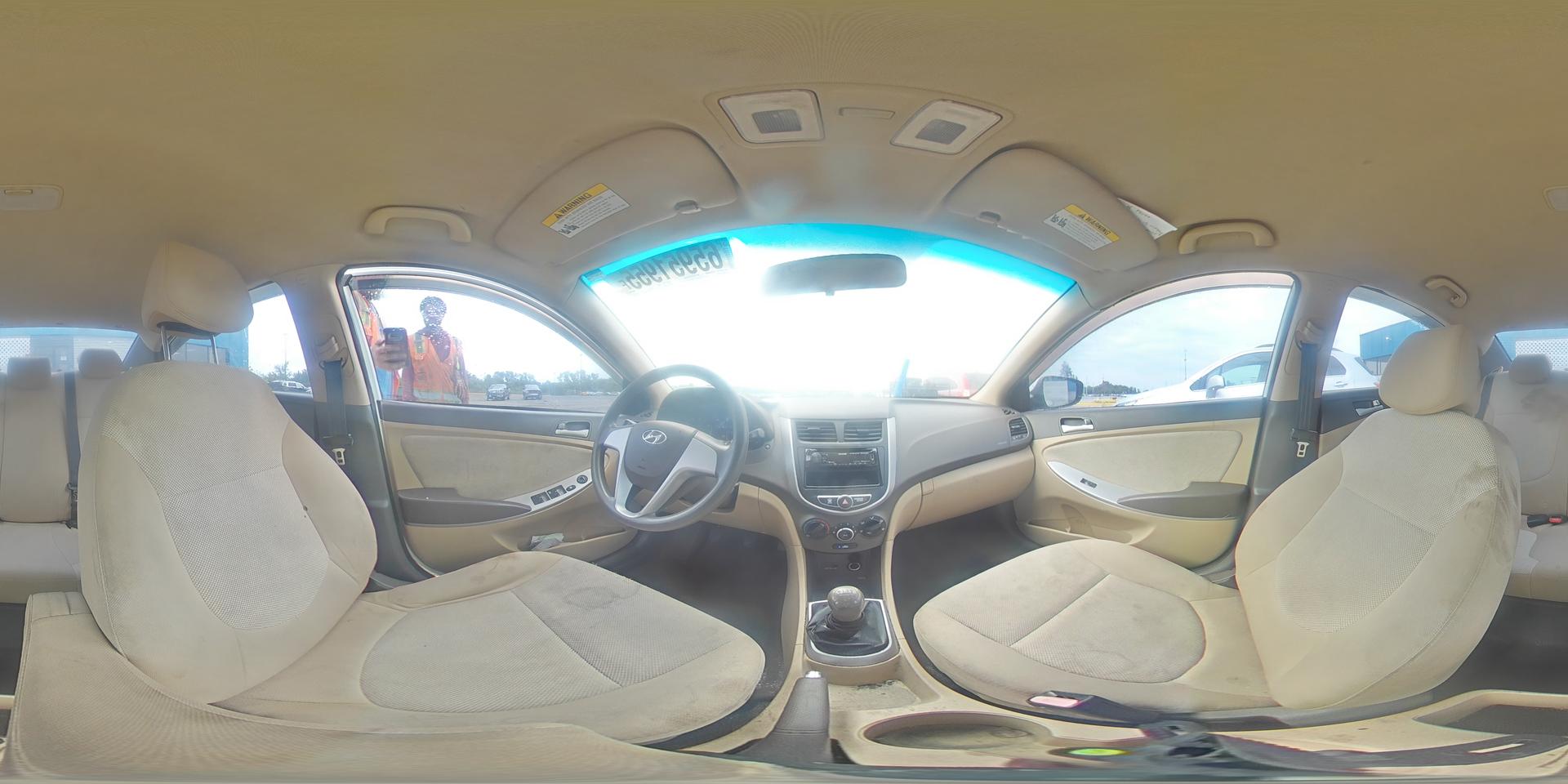2012 HYUNDAI ACCENT