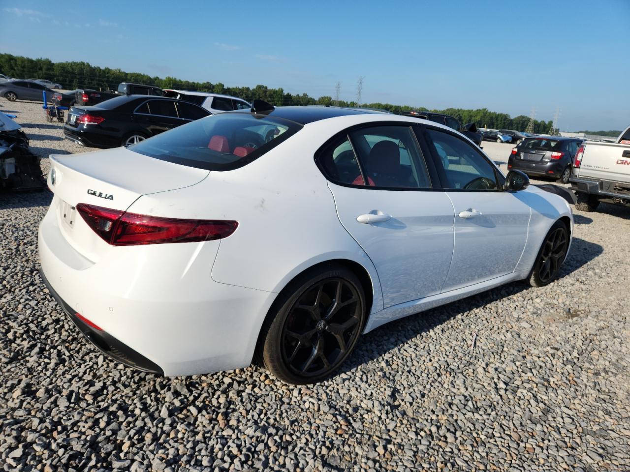 2020 ALFA ROMEO Giulia