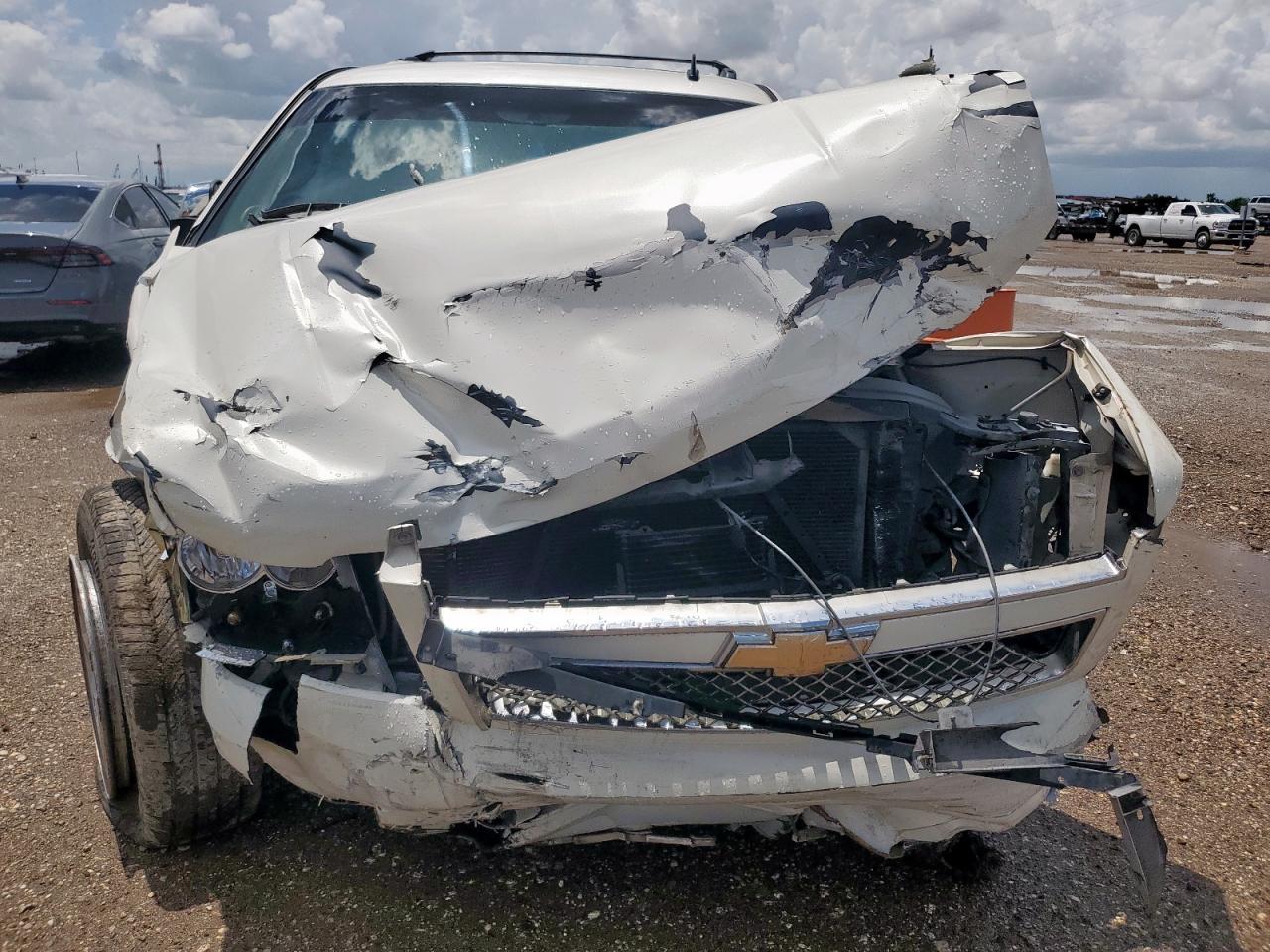 2011 CHEVROLET Tahoe