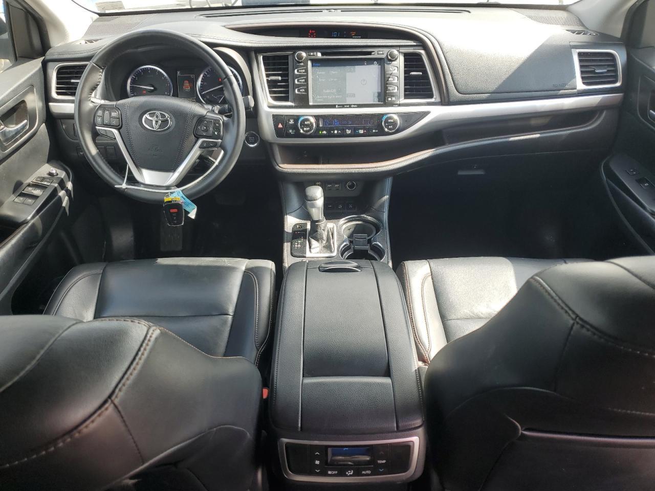 2019 TOYOTA HIGHLANDER