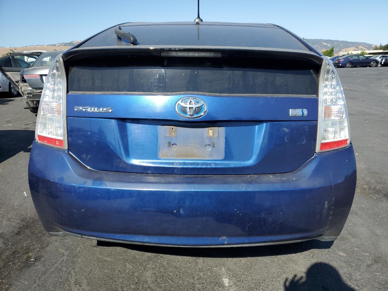 2011 TOYOTA PRIUS