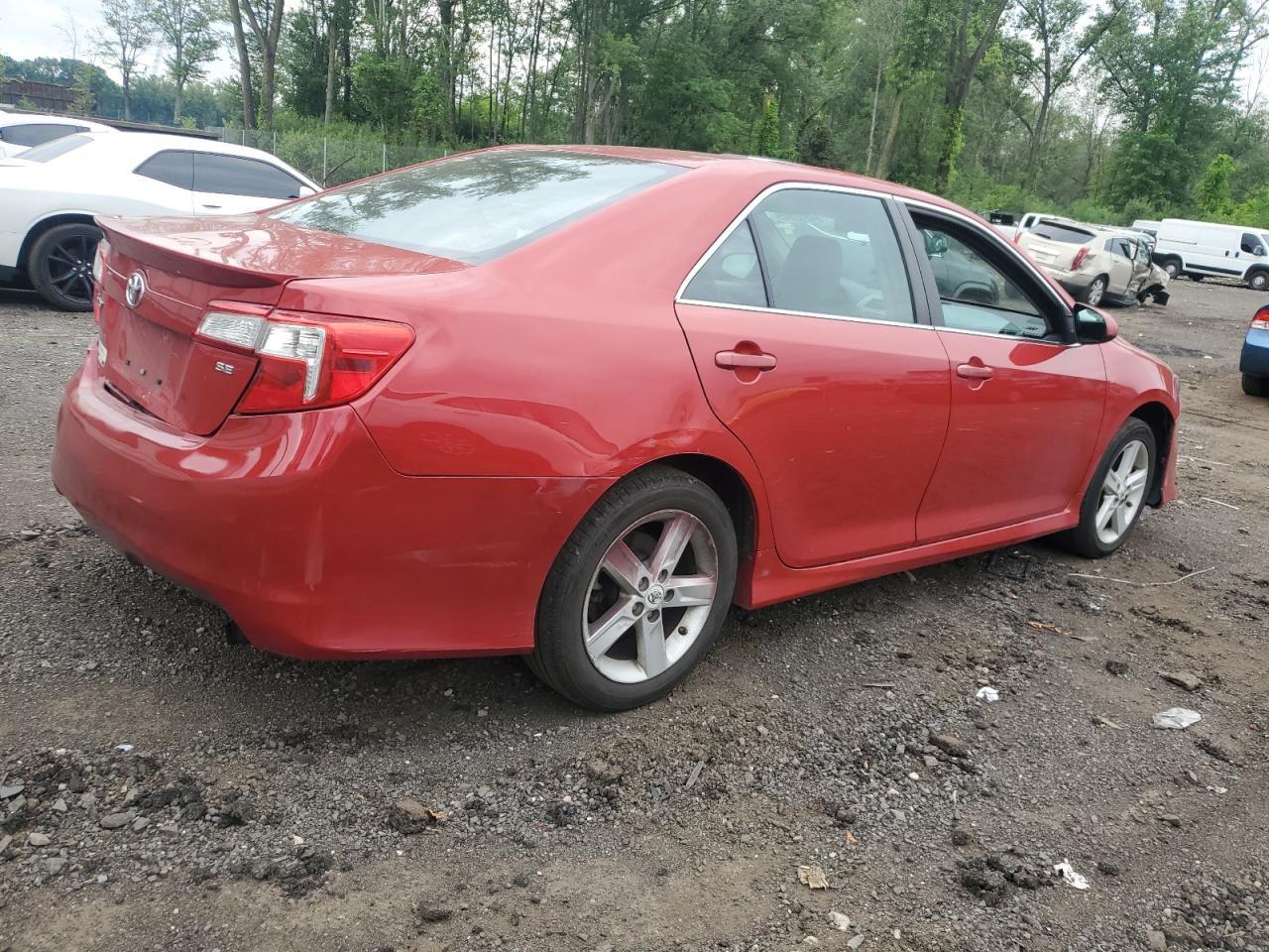 2013 TOYOTA CAMRY