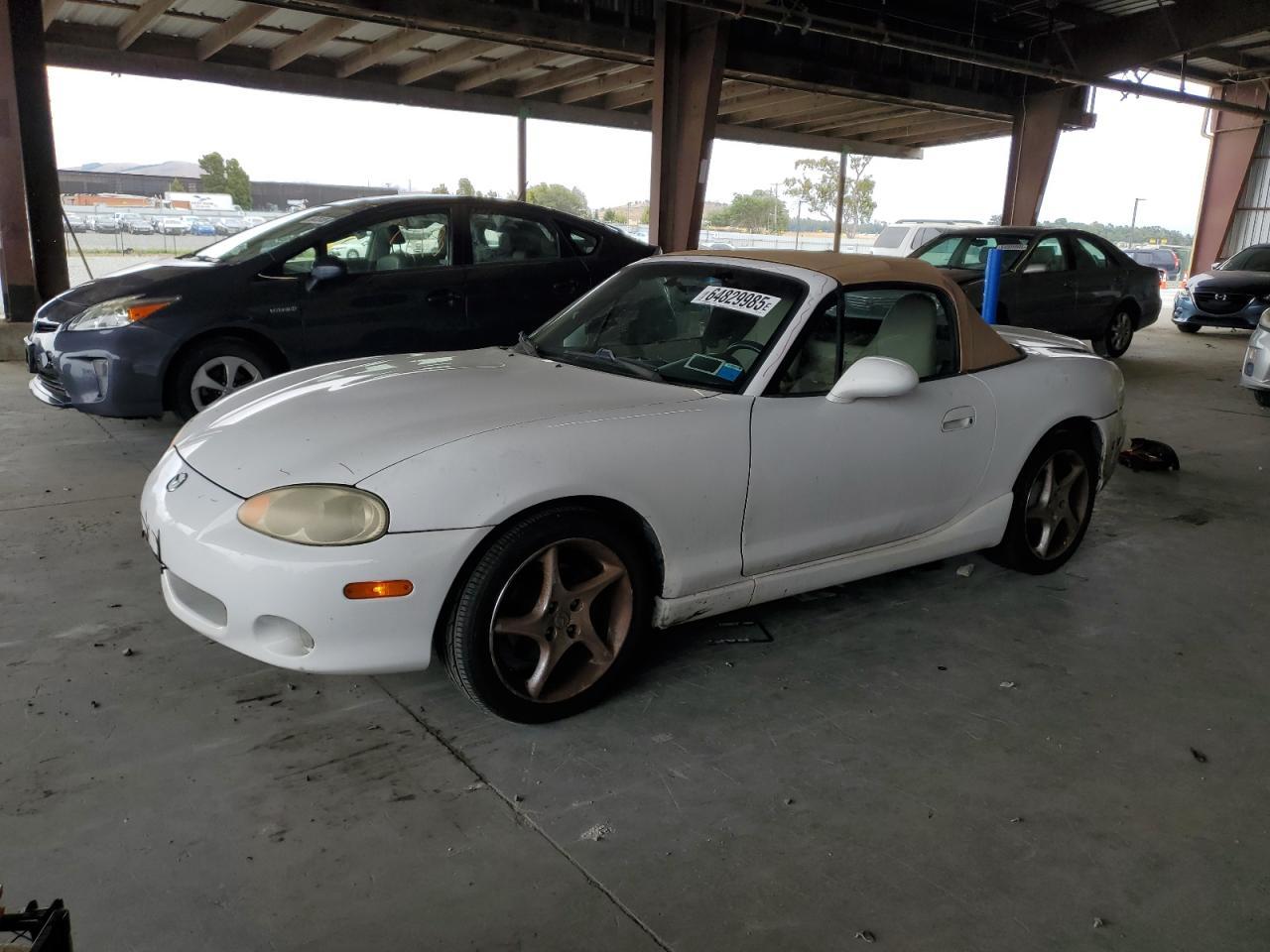2003 MAZDA MX-5 Miata