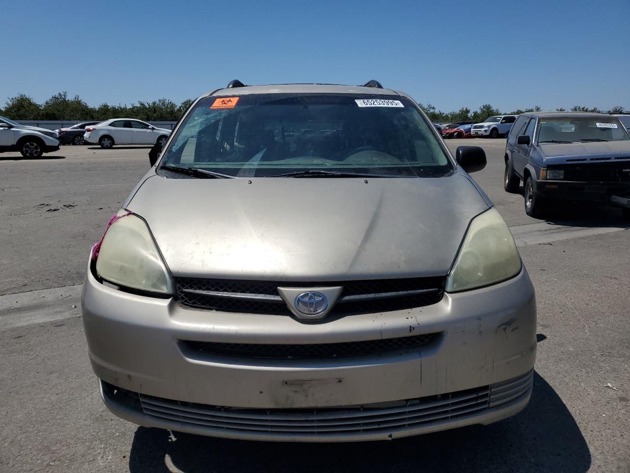 2005 TOYOTA SIENNA