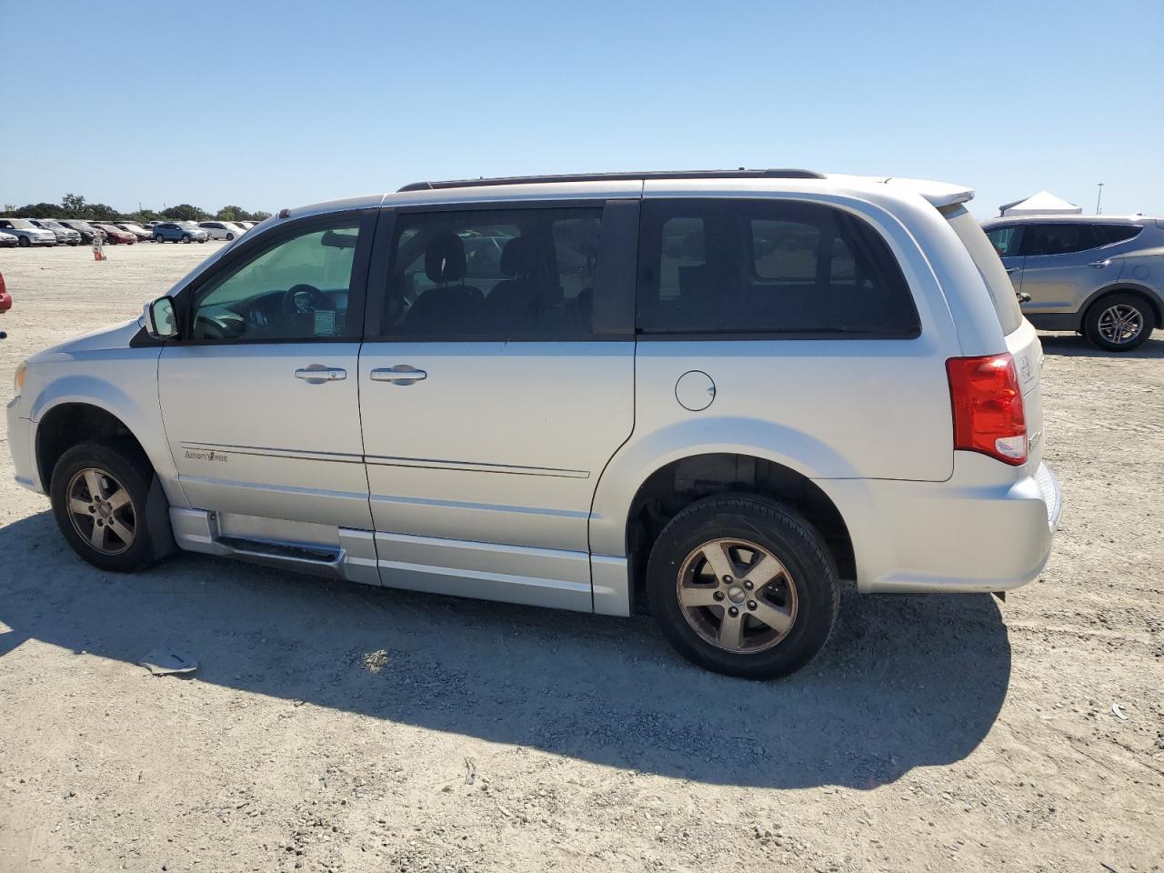 2012 DODGE GRAND CARAVAN