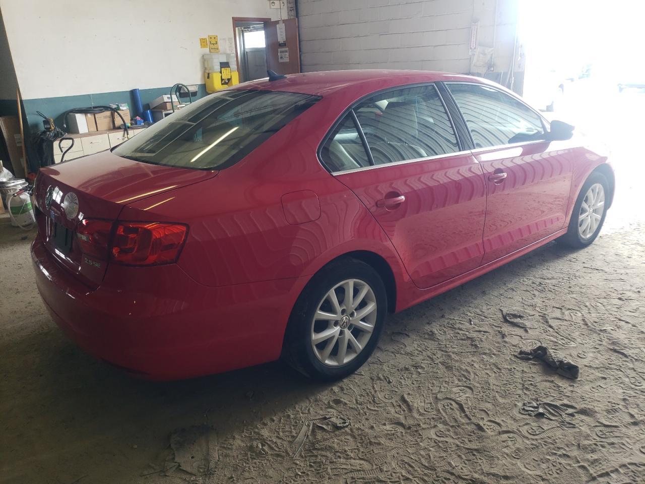 2013 VOLKSWAGEN JETTA