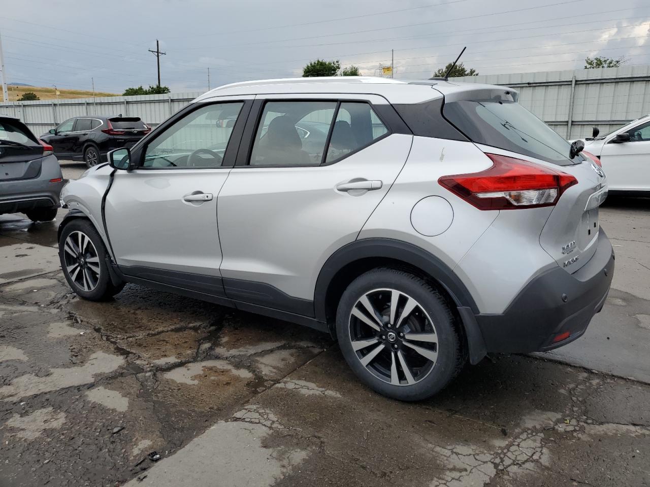 2020 NISSAN KICKS