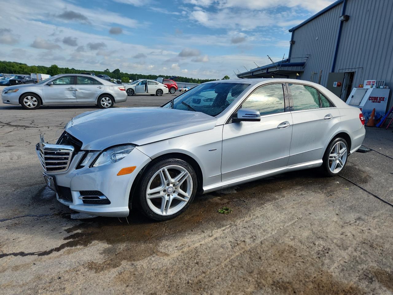 2012 MERCEDES-BENZ E-Class