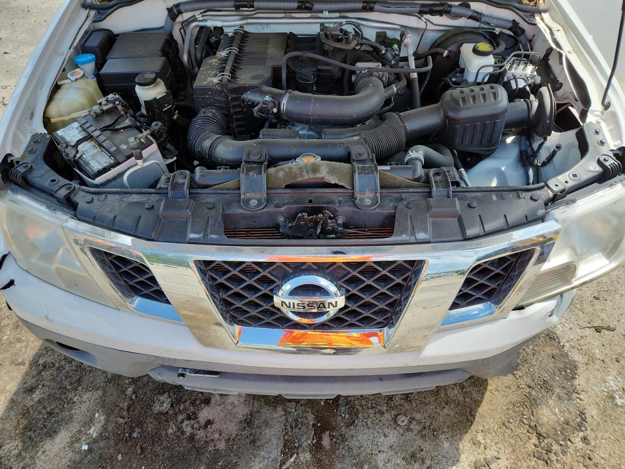 2012 NISSAN Frontier
