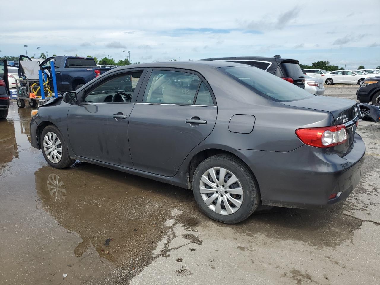 2013 TOYOTA COROLLA